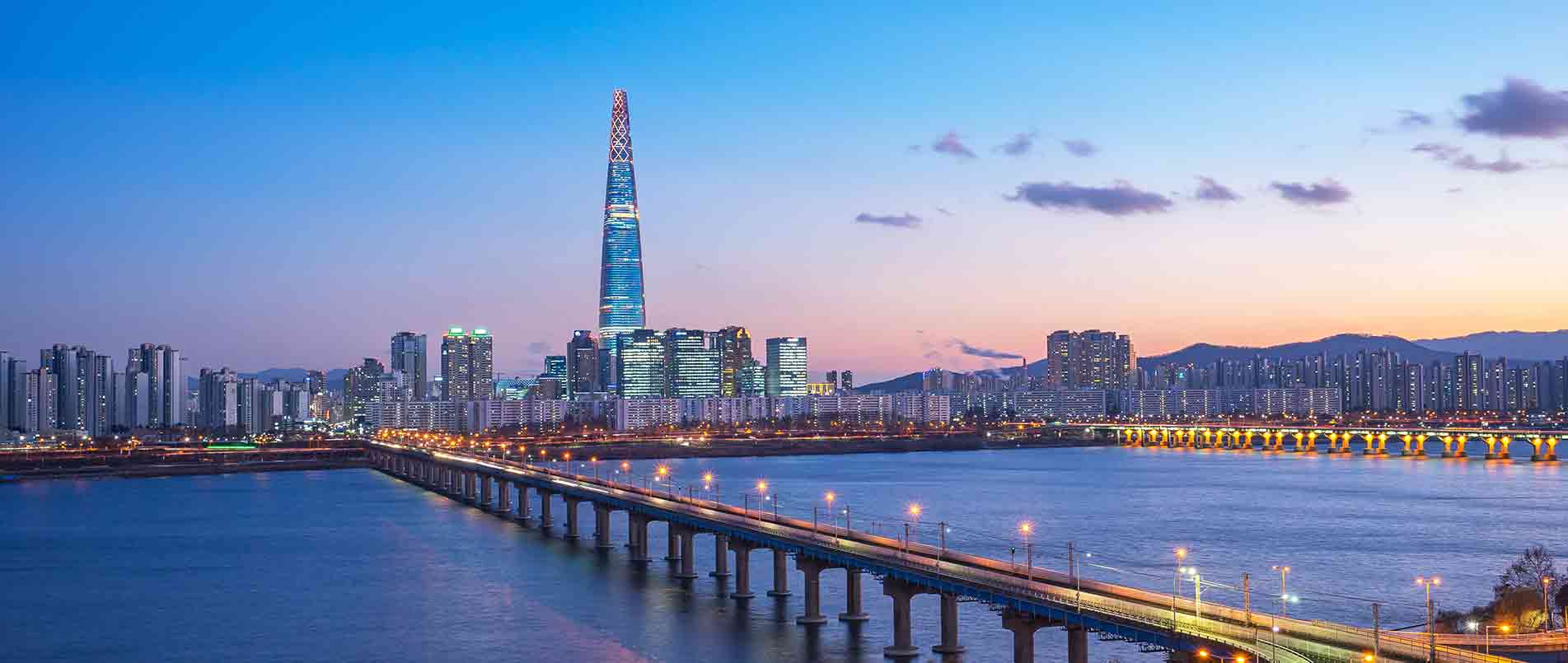不朽情缘官方网站携手MIKROE推出搭载LC29H系列模组的Click boards开发板，为物联网应用带来高精定位服务